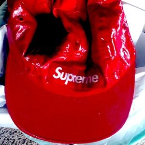 Supreme hat with adjustable back.